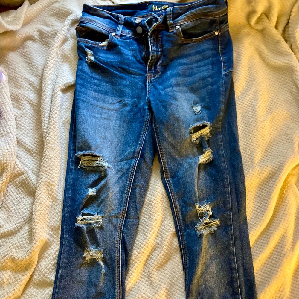 Blue skinny jeans